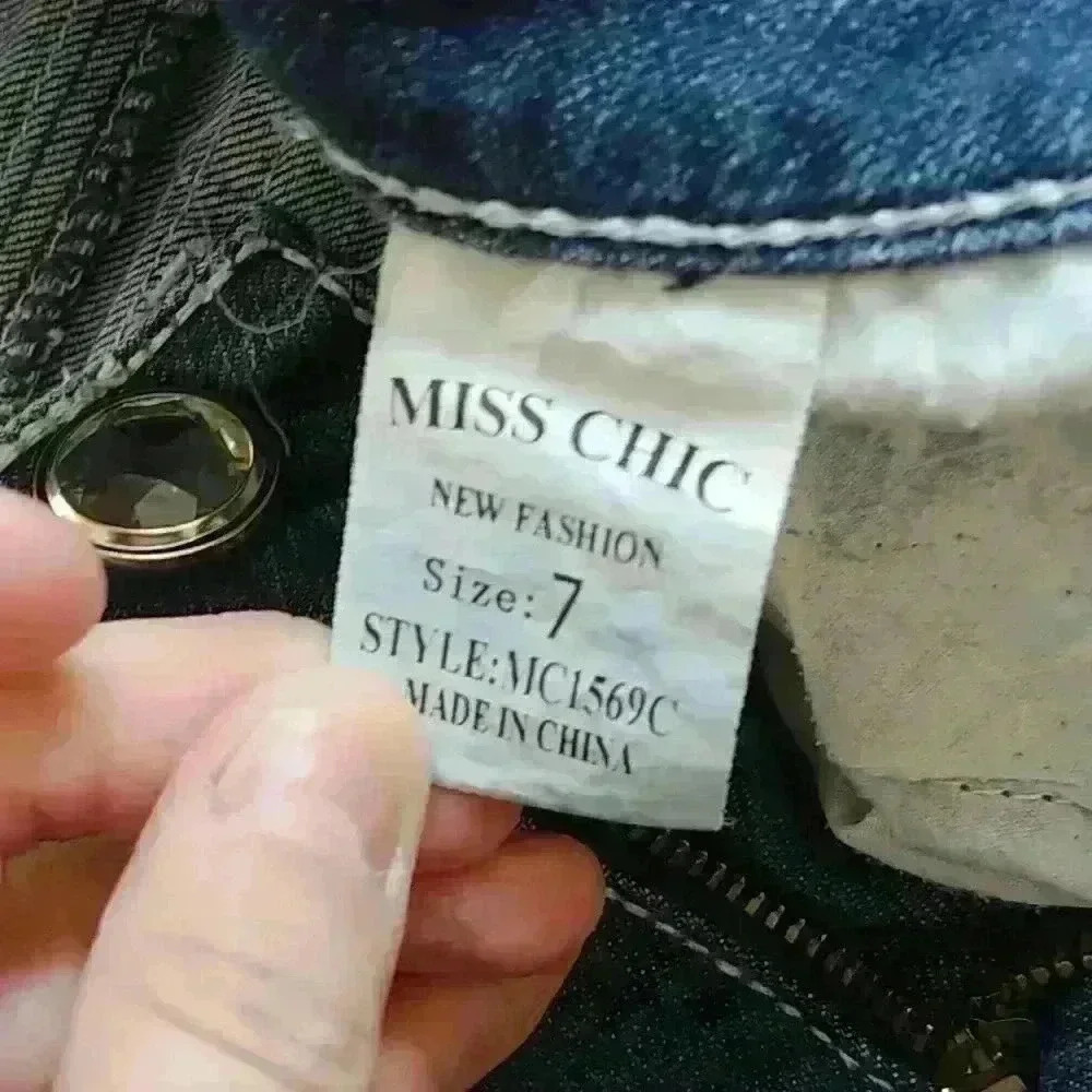 Miss Chic Jeans - Picture 9 of 9